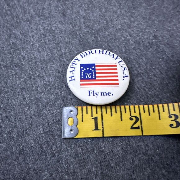 Vintage PAN AM Airlines 1976 HAPPY BIRTHDAY USA Bicentennial Employee Button Pin - Picture 2 of 3